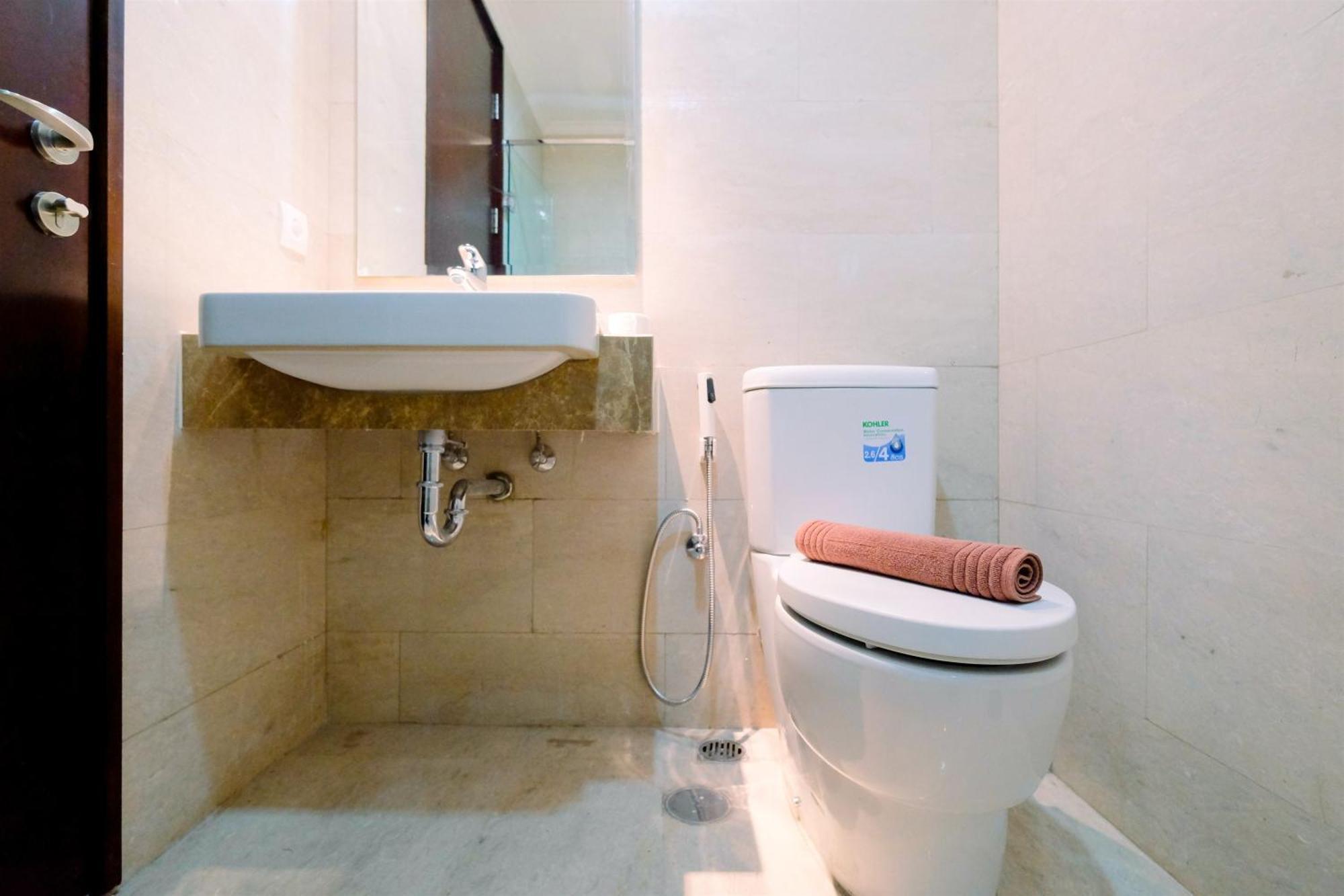 Simply Modern Menteng Park By Travelio Apartemen